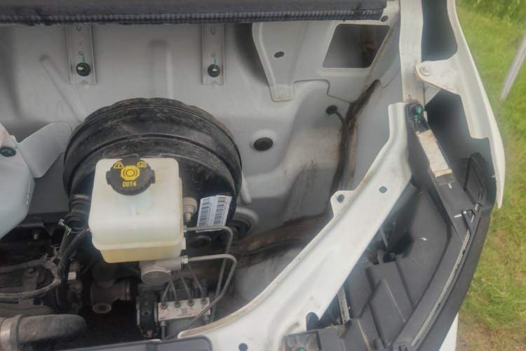 Used Farizon Xingxiang V 2023 V6E Ningde Times 41.86kWh Value Edition Engine Bay Left