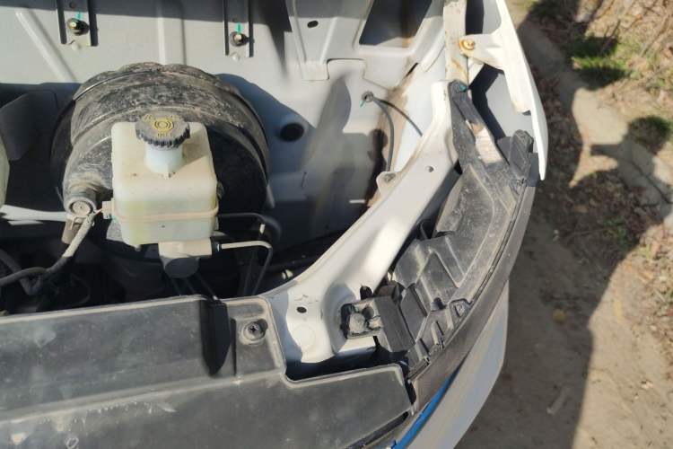 Used Farizon Xingxiang V 2023 V6E Ningde Times 41.86kWh Value Edition Engine Bay Left