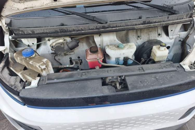 Used Farizon Xingxiang V 2023 V6E PLUS Guoxuan High-Tech 41.93 kWh Value Edition Engine Bay