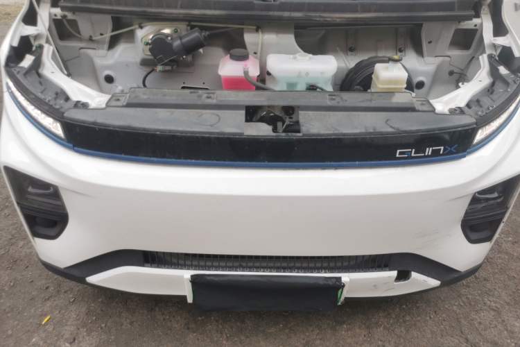 Used Farizon Xingxiang V 2023 V6E Guoxuan 41.93 kWh Feature Edition JHC6480BEV51 Engine Bay