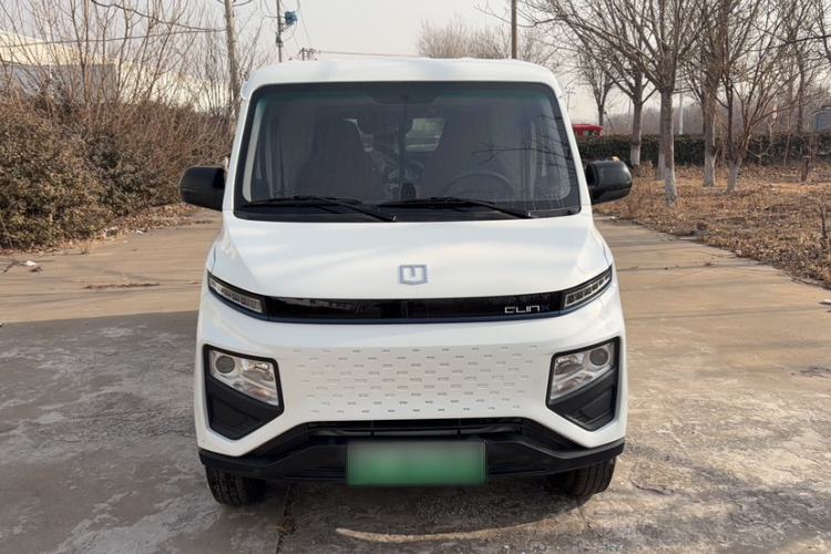 Used Farizon Xingxiang V 2023 V6E Guoxuan Hi-Tech 41.93 kWh Value Edition Exterior 1