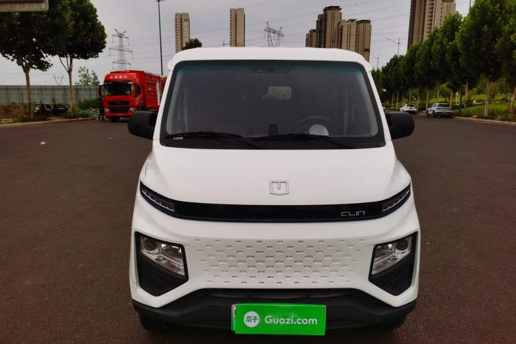 Used Farizon Xingxiang V 2023 V6E Guoxuan 41.93 kWh Feature Edition JHC6480BEV51 Exterior 1