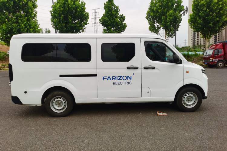 Used Farizon Xingxiang V 2023 V6E Guoxuan 41.93 kWh Feature Edition JHC6480BEV51 Exterior 2