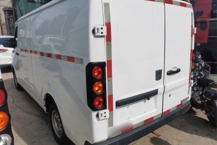 Used Farizon Xingxiang V 2023 V5E Guoxuan High-Tech 38.7 kWh Deluxe Edition Exterior 2