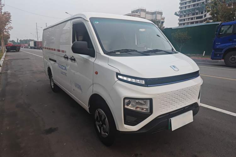 Used Farizon Xingxiang V 2023 V6E Ningde Times 41.86kWh Value Edition Exterior 3
