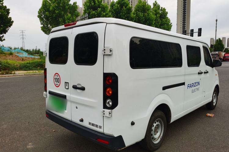 Used Farizon Xingxiang V 2023 V6E Guoxuan 41.93 kWh Feature Edition JHC6480BEV51 Exterior 3