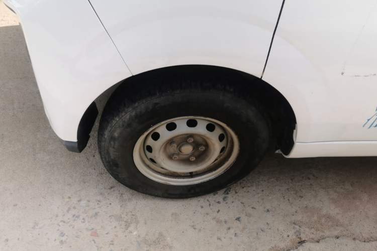 Used Farizon Xingxiang V 2023 V5E Guoxuan High-Tech 38.7 kWh Deluxe Edition Exterior 4