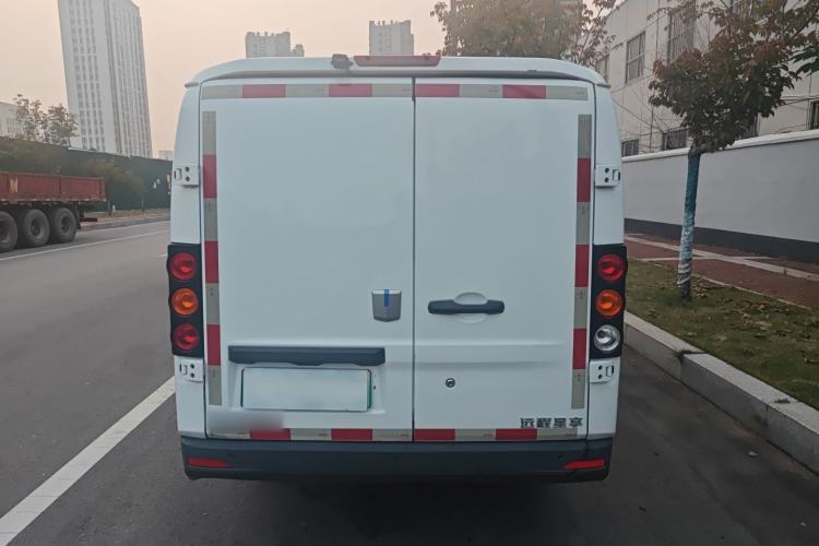 Used Farizon Xingxiang V 2023 V6E Ningde Times 41.86kWh Value Edition Exterior 5