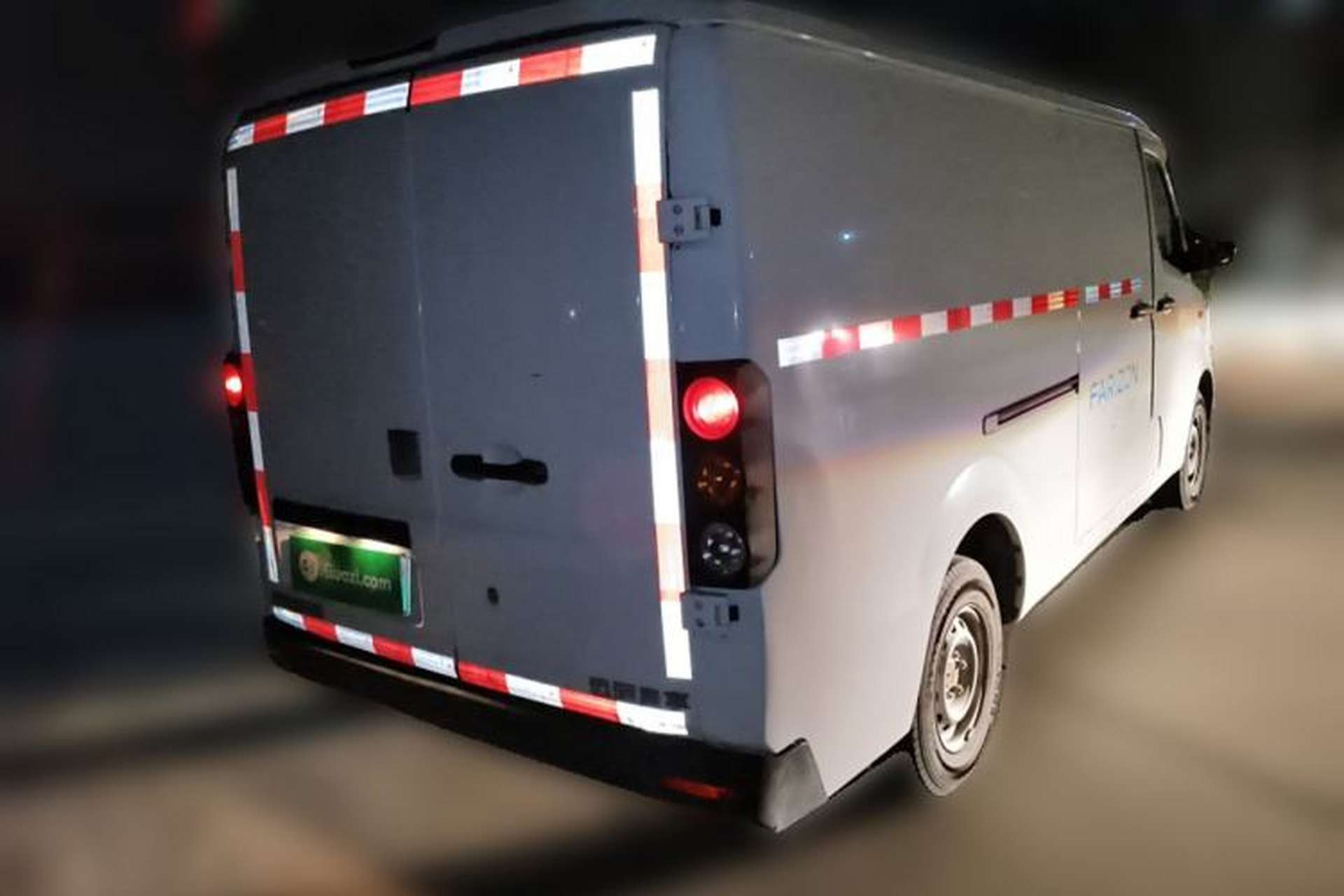 Used Farizon Xingxiang V 2023 V6E Guoxuan Hi-Tech 38.7 kWh Value Edition Exterior 5