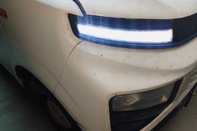 Used Farizon Xingxiang V 2023 V6E Guoxuan 41.93 kWh Feature Edition JHC6480BEV51 Exterior 6