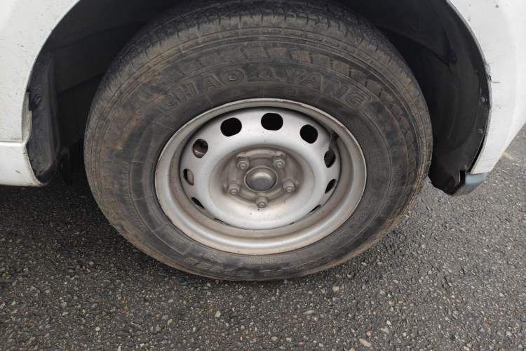 Used Farizon Xingxiang V 2023 V6E Guoxuan Hi-Tech 41.93 kWh Value Edition Exterior 7