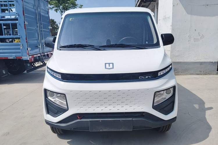 Used Farizon Xingxiang V 2023 V6E Guoxuan Hi-Tech 41.93 kWh Value Edition Front