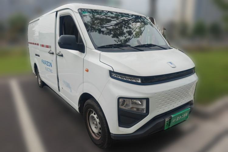 Used Farizon Xingxiang V 2023 V6E Ningde Times 41.86kWh Value Edition Front Right 45 Deg