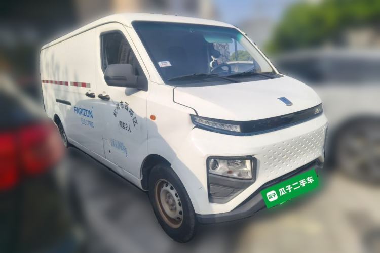 Used Farizon Xingxiang V 2023 V6E Guoxuan Hi-Tech 38.7 kWh Value Edition Front Right 45 Deg