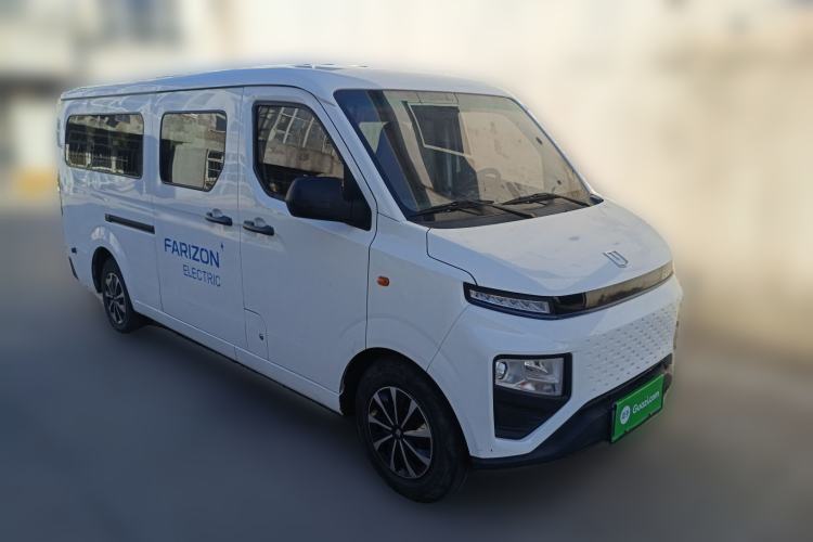 Used Farizon Xingxiang V 2023 V6E Guoxuan Hi-Tech 41.93 kWh Value Edition Front Right 45 Deg