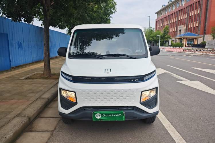 Used Farizon Xingxiang V 2023 V6E Guoxuan Hi-Tech 41.93 kWh Value Edition Front