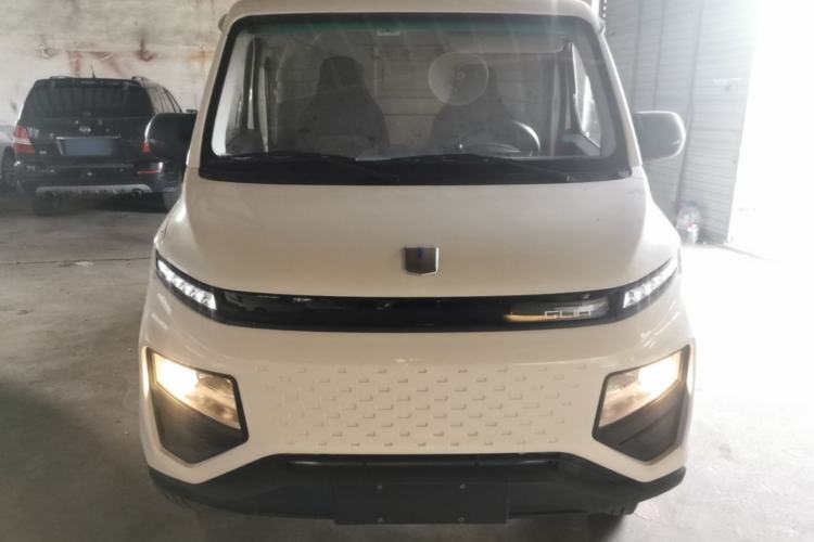 Used Farizon Xingxiang V 2023 V6E Zhonghang Lithium Battery 38.64kWh Value Edition Front