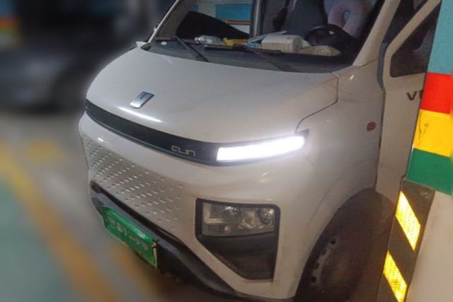 Used Farizon Xingxiang V 2023 V6E Zhonghang Lithium Battery 38.64kWh Value Edition