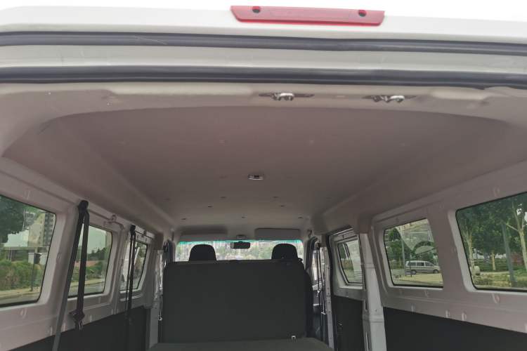 Used Farizon Xingxiang V 2023 V6E Guoxuan 41.93 kWh Feature Edition JHC6480BEV51 Headliner
