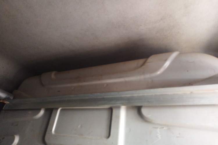 Used Farizon Xingxiang V 2023 V6E Zhonghang Lithium Battery 38.64kWh Value Edition Headliner