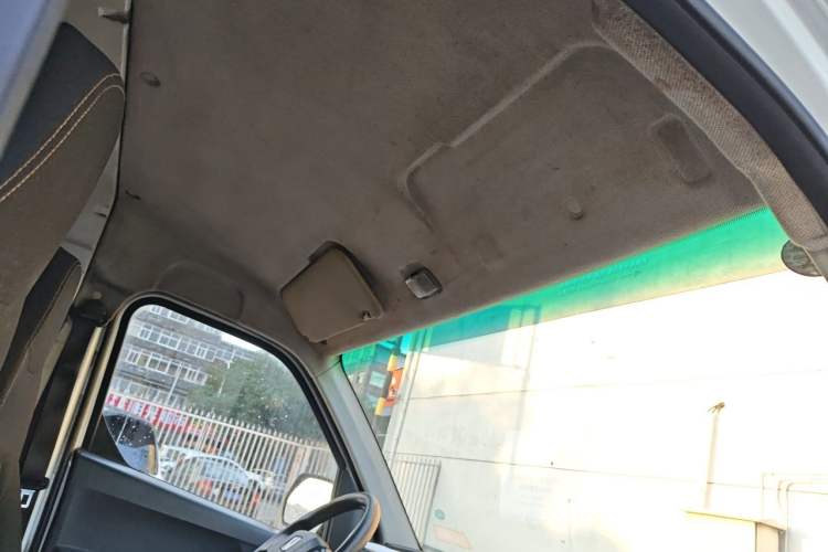 Used Farizon Xingxiang V 2023 V6E PLUS Evey Lithium Energy 41.86kWh Value Edition Headliner
