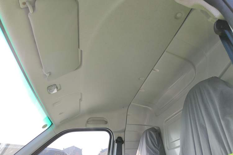 Used Farizon Xingxiang V 2023 V6E Zhonghang Lithium Battery 38.64kWh Value Edition Headliner
