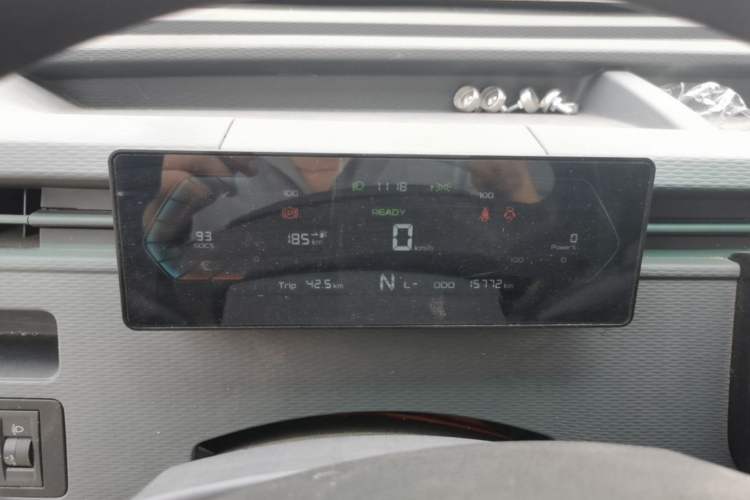 Used Farizon Xingxiang V 2023 V6E Zhonghang Lithium Battery 38.64kWh Value Edition Instrument Cluster