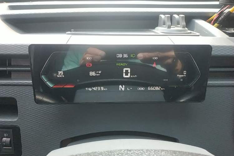 Used Farizon Xingxiang V 2023 V6E PLUS Ningde Era 41.86kWh 3rd-Generation Battery Pack – Premium Edition Instrument Cluster
