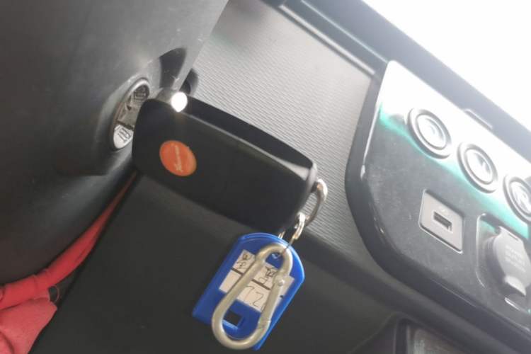 Used Farizon Xingxiang V 2023 V6E Zhonghang Lithium Battery 38.64kWh Value Edition Interior 1