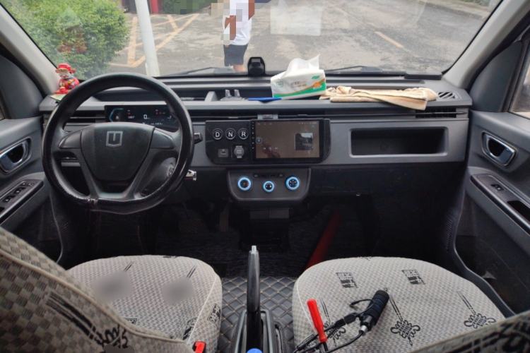 Used Farizon Xingxiang V 2023 V6E Guoxuan Hi-Tech 41.93 kWh Value Edition Interior 2
