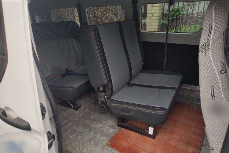 Used Farizon Xingxiang V 2023 V6E Guoxuan Hi-Tech 41.93 kWh Value Edition Interior 4