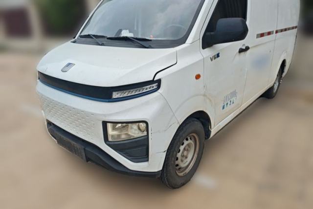 Ojetý Farizon Xingxiang V 2023 V6E Guoxuan Hi-Tech 41.93 kWh Value Edition