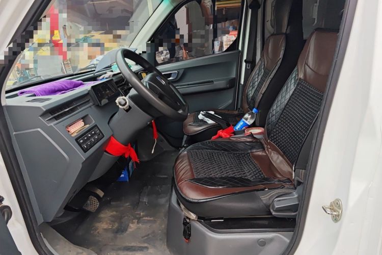 Used Farizon Xingxiang V 2023 V6E Zhonghang Lithium Battery 38.64kWh Value Edition Left Front Seat