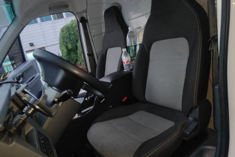 Used Farizon Xingxiang V 2023 V6E Ningde Times 41.86kWh Value Edition Left Front Seat