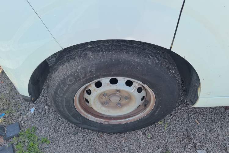 Used Farizon Xingxiang V 2023 V5E Guoxuan High-Tech 38.7 kWh Value Edition Left Front Wheel Hub