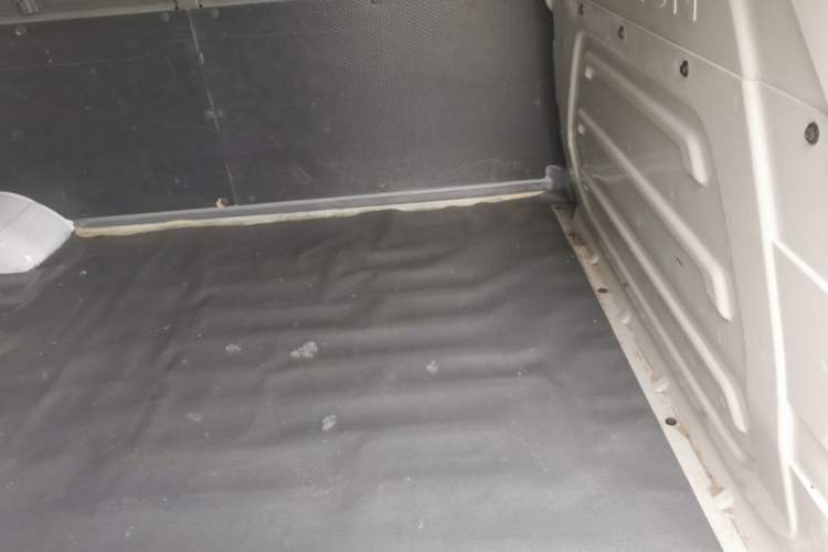 Used Farizon Xingxiang V 2023 V6E Zhonghang Lithium Battery 38.64kWh Value Edition Left Rear Seat