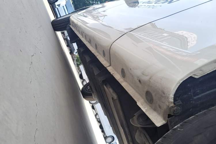 Used Farizon Xingxiang V 2023 V6E Guoxuan Hi-Tech 41.93 kWh Value Edition Left Side Sill