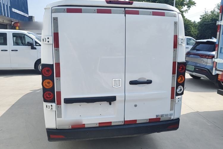 Used Farizon Xingxiang V 2023 V6E Guoxuan Hi-Tech 41.93 kWh Value Edition Rear