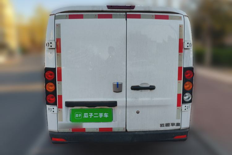 Used Farizon Xingxiang V 2023 V6E Guoxuan Hi-Tech 38.7 kWh Value Edition Rear