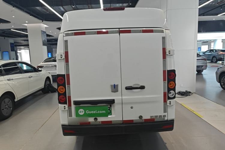 Used Farizon Xingxiang V 2023 V6E Guoxuan Hi-Tech 41.93 kWh Value Edition Rear