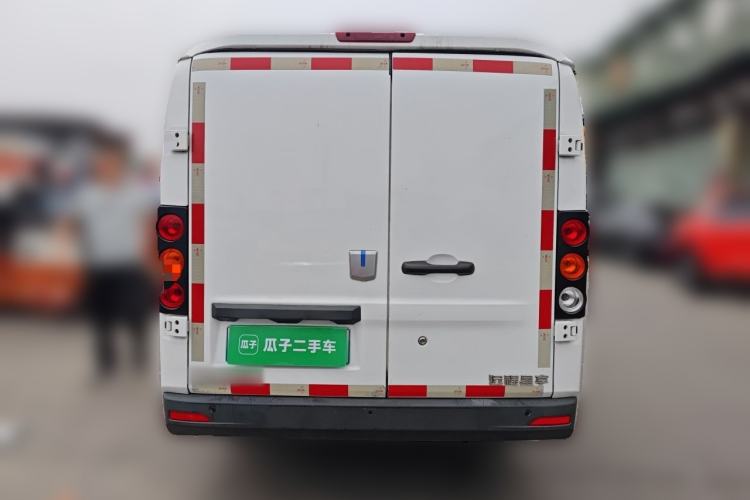 Used Farizon Xingxiang V 2023 V6E Zhonghang Lithium Battery 38.64kWh Value Edition Rear