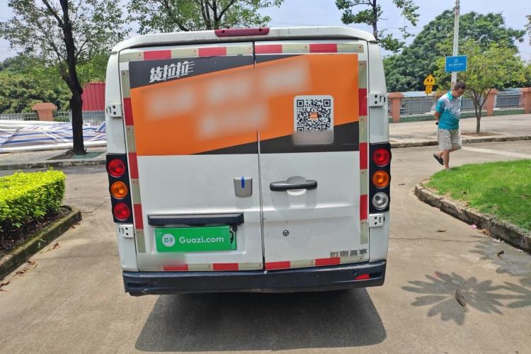 Used Farizon Xingxiang V 2023 V5E AVIC Lithium Battery 38.64kWh Value Edition Rear