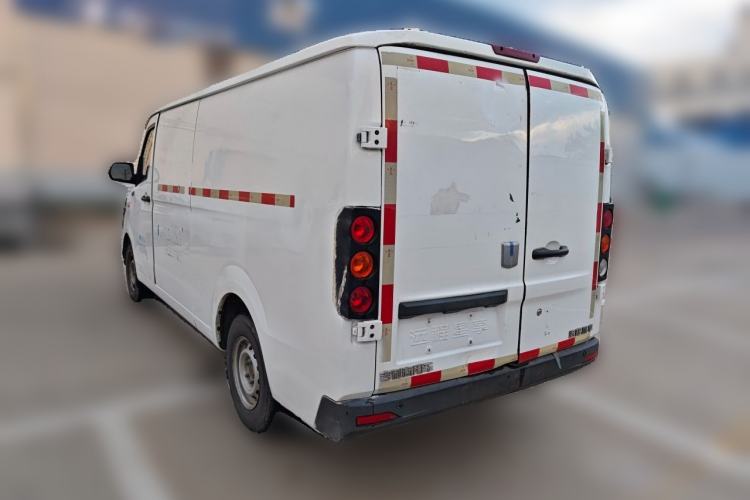 Used Farizon Xingxiang V 2023 V6E PLUS Evey Lithium Energy 41.86kWh Value Edition Rear Left 45 Deg