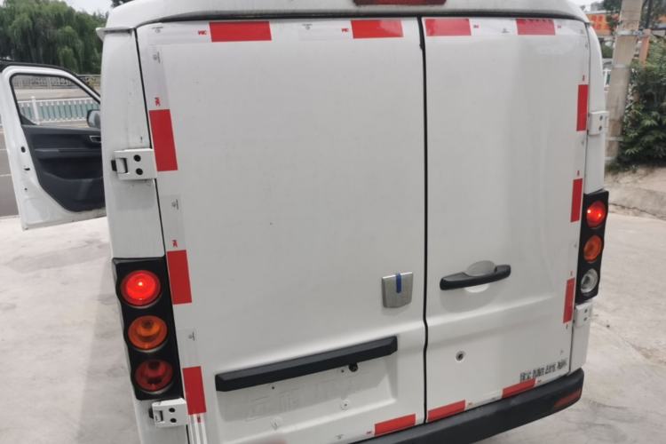 Used Farizon Xingxiang V 2023 V6E Zhonghang Lithium Battery 38.64kWh Value Edition Rear