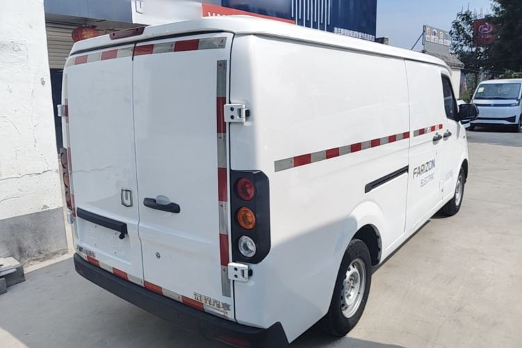 Used Farizon Xingxiang V 2023 V6E Guoxuan Hi-Tech 41.93 kWh Value Edition Rear Right 45 Deg