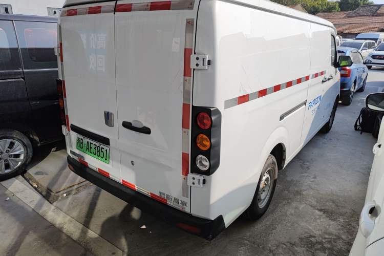 Used Farizon Xingxiang V 2023 V6E Zhonghang Lithium Battery 38.64kWh Value Edition Rear Right 45 Deg