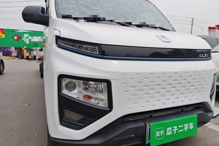 Used Farizon Xingxiang V 2023 V6E Zhonghang Lithium Battery 38.64kWh Value Edition Right Front Headlight