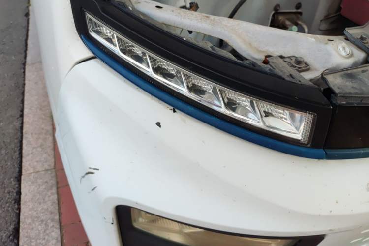 Used Farizon Xingxiang V 2023 V6E Ningde Times 38.64 kWh Value Edition Right Front Headlight