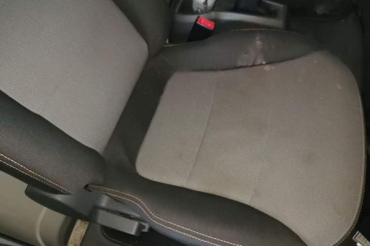 Used Farizon Xingxiang V 2023 V6E Zhonghang Lithium Battery 38.64kWh Value Edition Right Front Seat