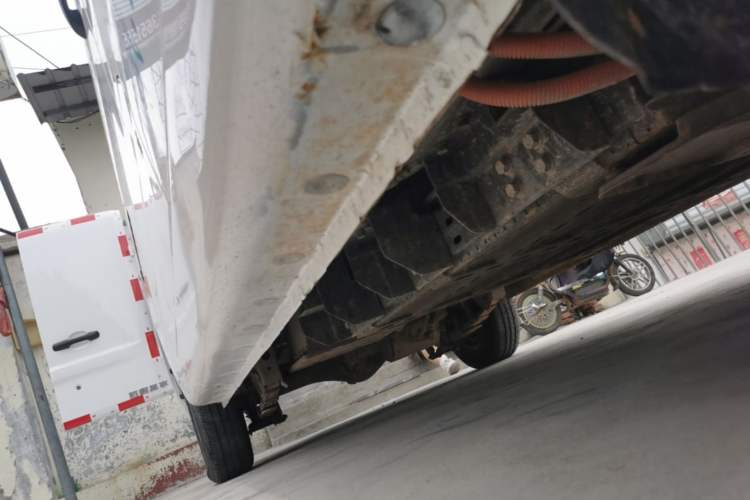 Used Farizon Xingxiang V 2023 V6E Zhonghang Lithium Battery 38.64kWh Value Edition Right Side Sill